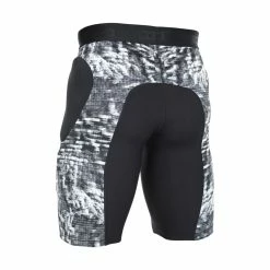 Protection Short Scrub AMP Aop