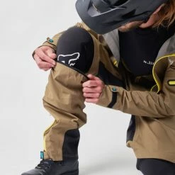 Dirtlej Dirtsuit Core Edition Sand/yellow 17 Dirtlej Dirtsuit Core Edition Sand/yellow -Endura Verkaufsladen dirtlej dirtsuit core edition 15