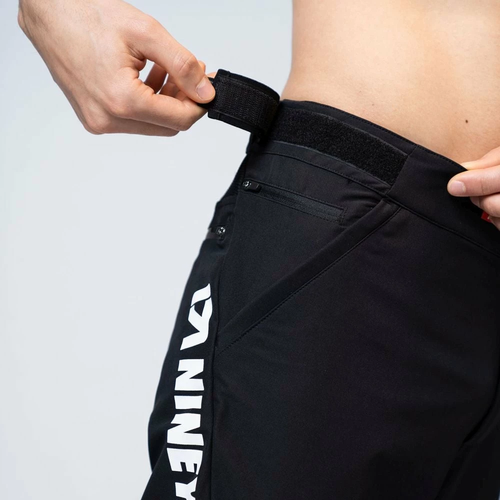 Nineyard CORE. Tech Riding Pants Black 8 Nineyard CORE. Tech Riding Pants Black – Bild 6