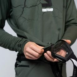 Nineyard CORE. Tech Riding Pants Olive -Endura Verkaufsladen dsc1076