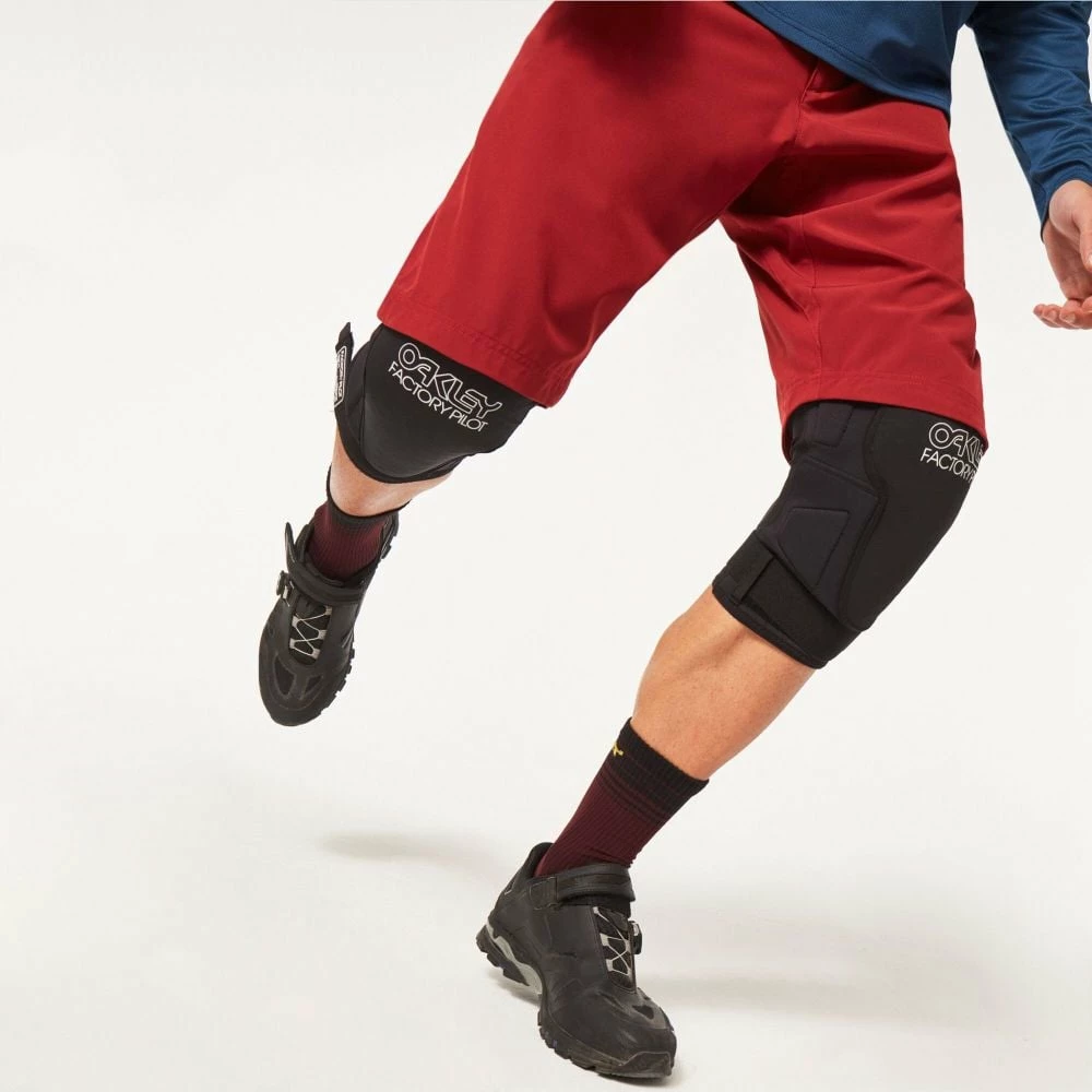 Oakley Drop In Rz-Labs Knee Guard Blackout 8 Oakley Drop In Rz-Labs Knee Guard Blackout – Bild 6